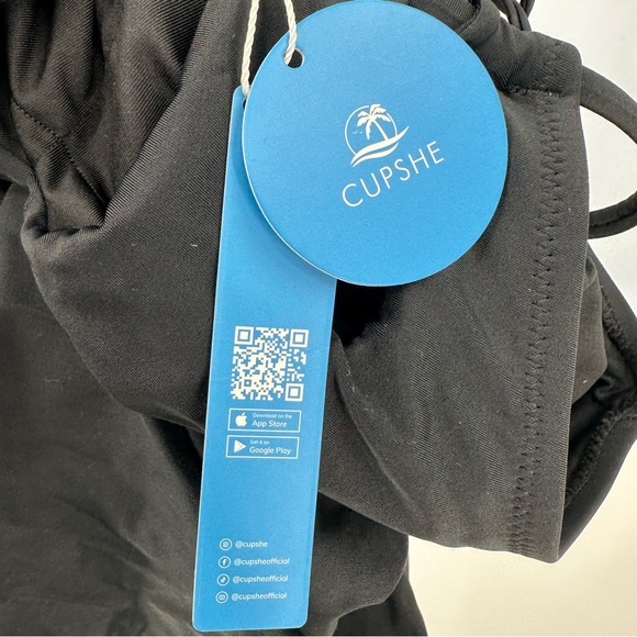 Cupshe Maternity Swimsuit One Piece Black Ruched Size Large Keyhole - Picture 4 of 10